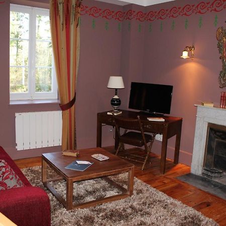 Domaine Des Grands Cedres Bed & Breakfast Cordelle Dış mekan fotoğraf