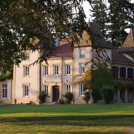 Domaine Des Grands Cedres Bed & Breakfast Cordelle Dış mekan fotoğraf